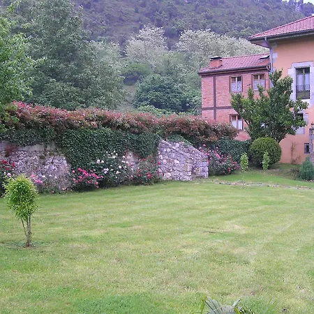 Hotel De Palacios 3*